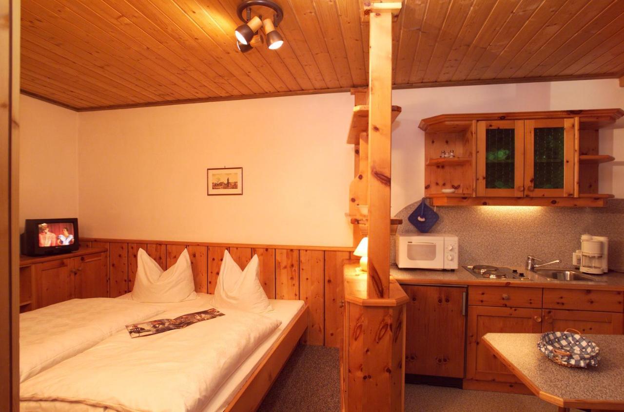 Pension Lachmayr Kaprun Exterior foto