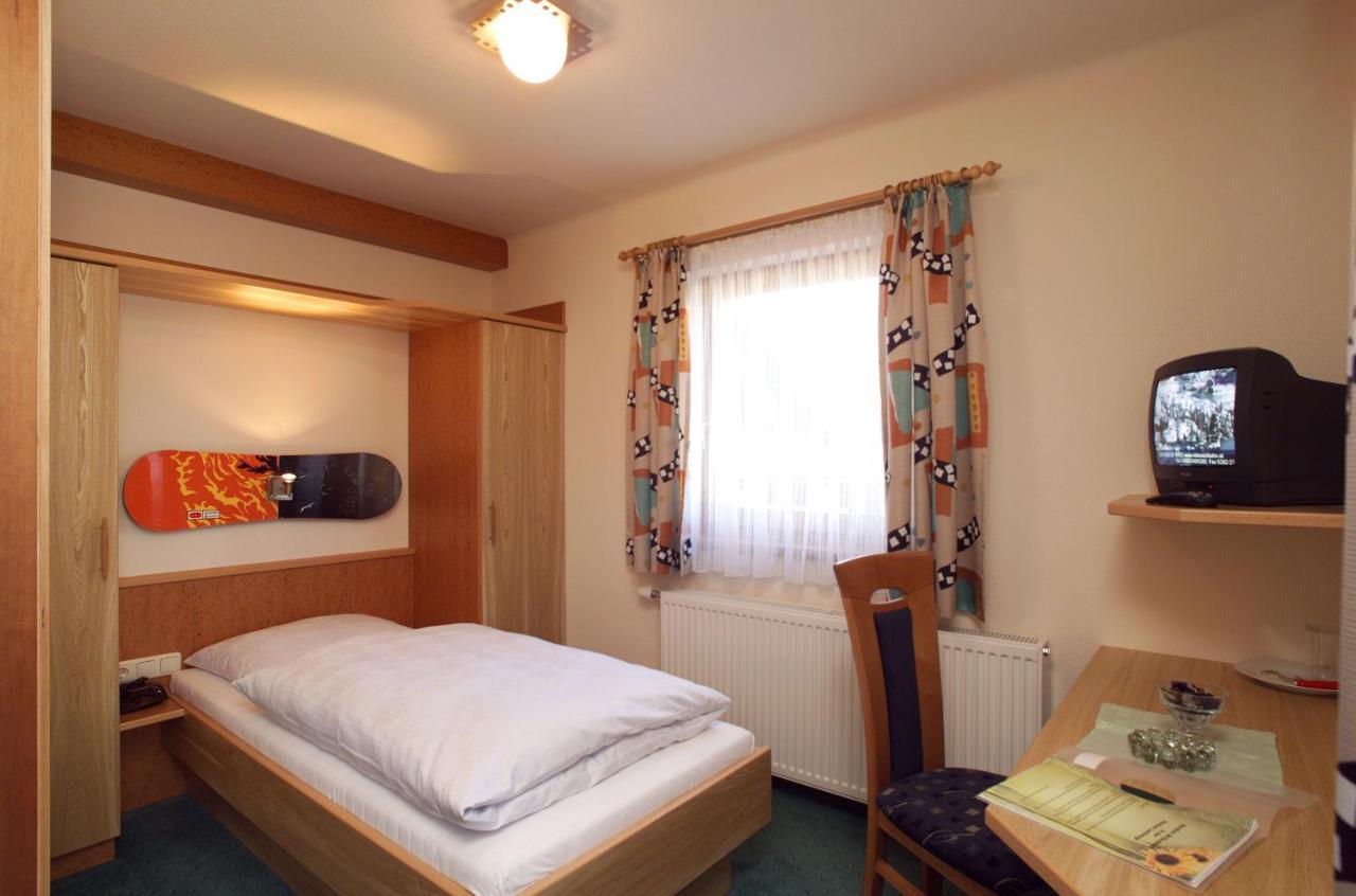 Pension Lachmayr Kaprun Quarto foto