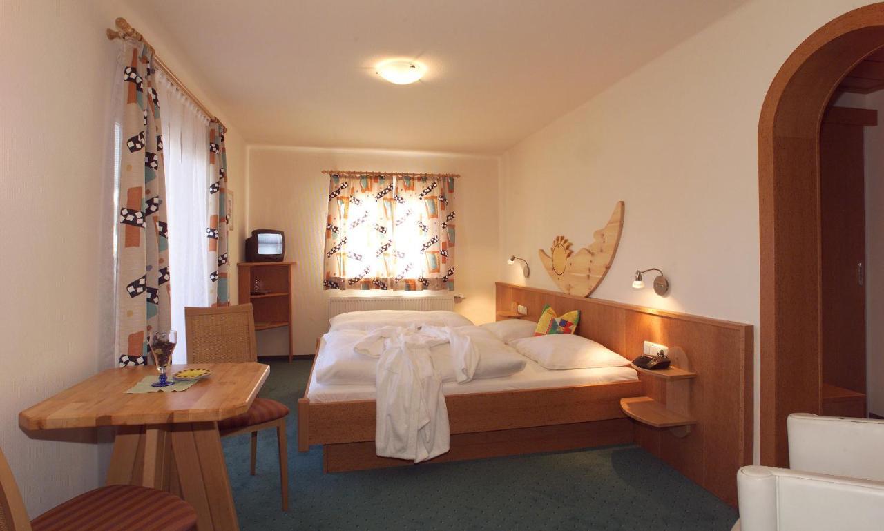 Pension Lachmayr Kaprun Quarto foto